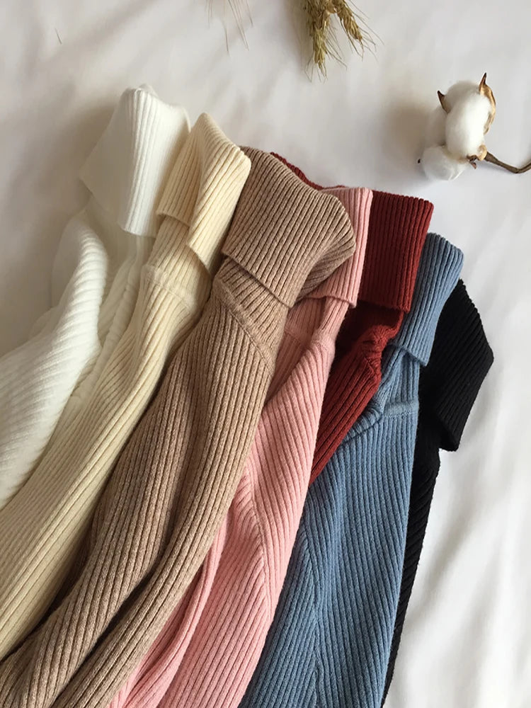 Suéter Feminino de Tricô com Gola Alta - Outono/Inverno