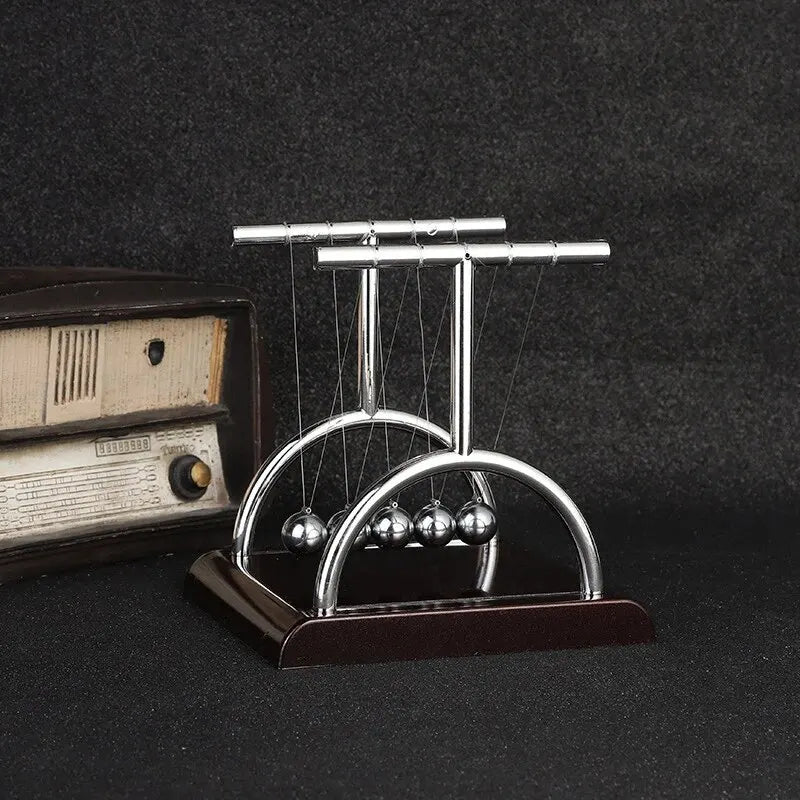 Berço de Newton com Bola de Aço - Pêndulo Didático para Física, Brinquedo de Mesa, Presentes para Alívio do Estresse e Decoração