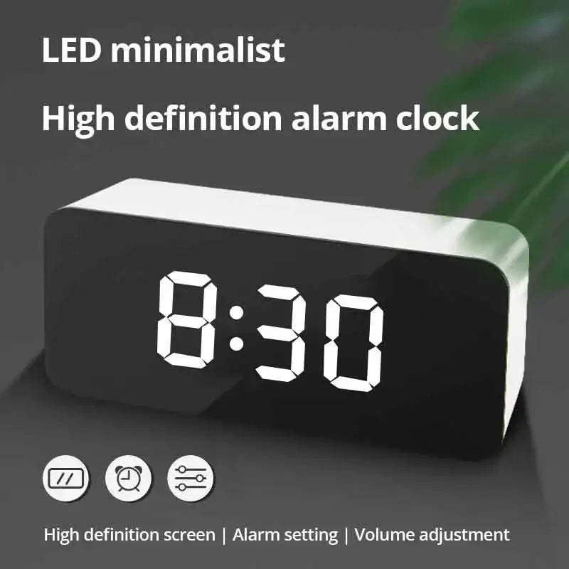 Relógio de Mesa LED Branco com Alarme e Luz Noturna